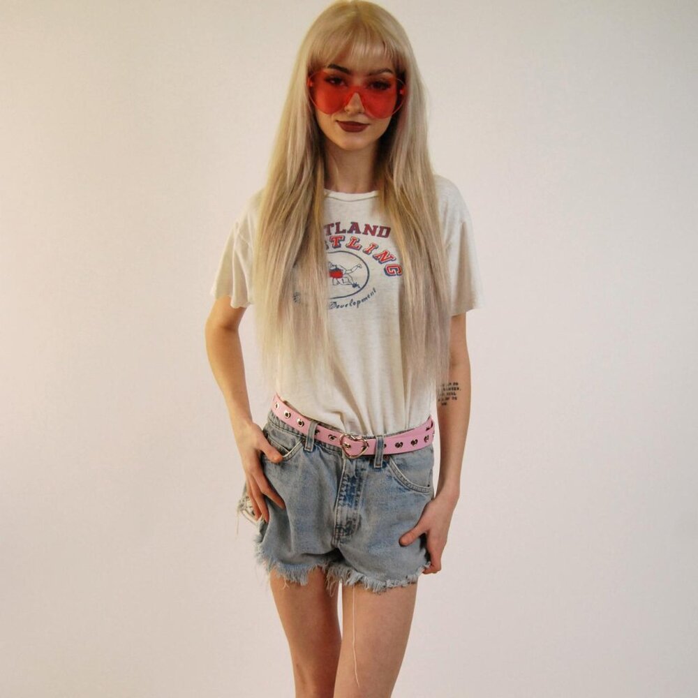 Levis Cutoff Shorts (27) vintage 80s blue denim crop